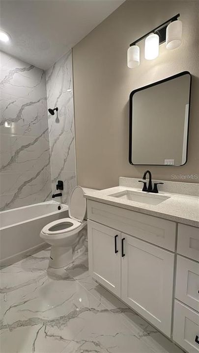 Active With Contract: $2,500 (4 beds, 2 baths, 1686 Square Feet)