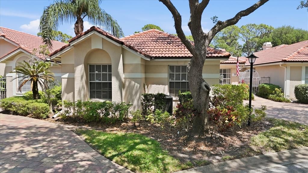 Activo con contrato: $488,000 (3 camas, 2 baños, 1963 Pies cuadrados)