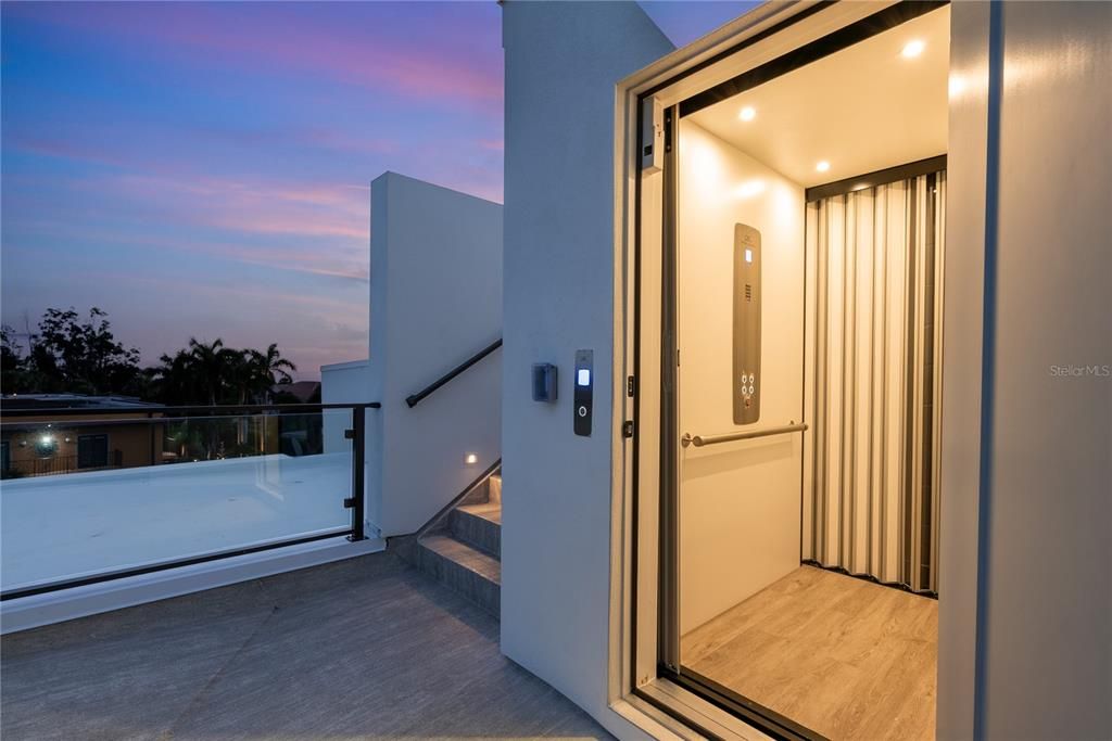En Venta: $6,488,000 (4 camas, 4 baños, 3554 Pies cuadrados)