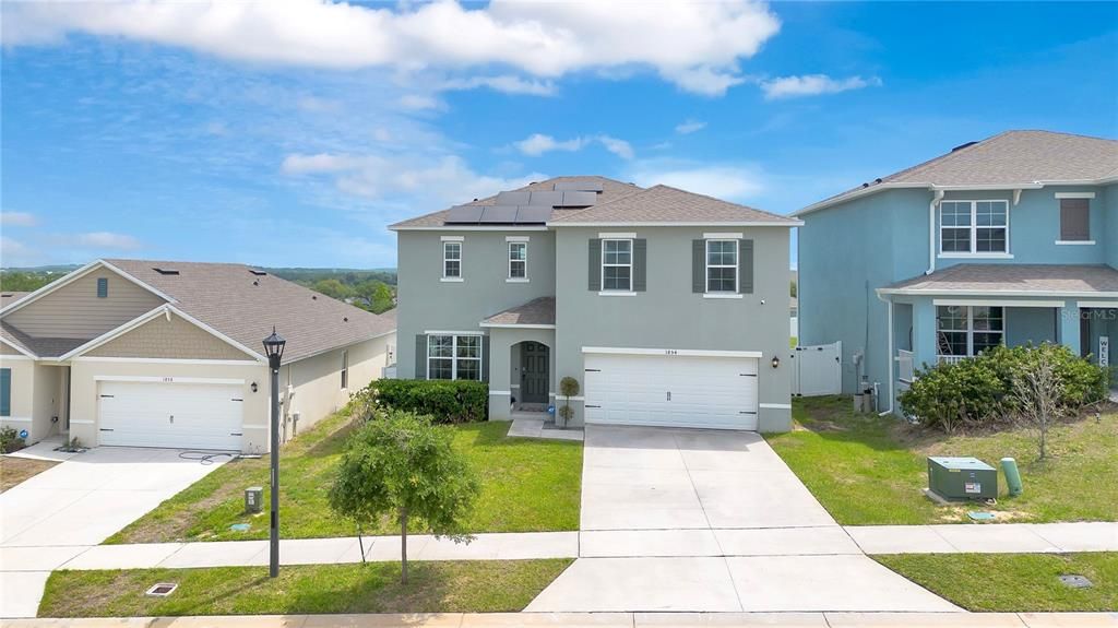 En Venta: $448,000 (4 camas, 2 baños, 2505 Pies cuadrados)