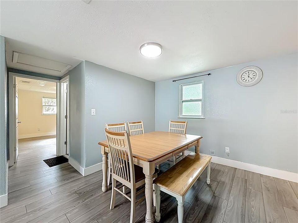 En Venta: $304,900 (3 camas, 1 baños, 1416 Pies cuadrados)