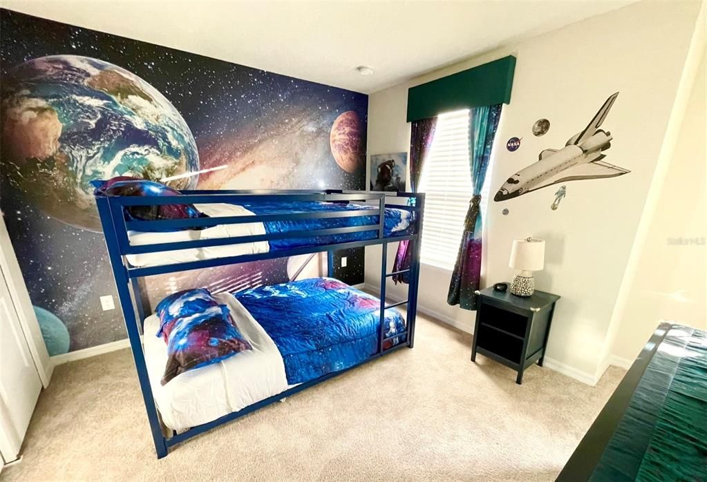 For Rent: $3,800 (7 beds, 5 baths, 3154 Square Feet)