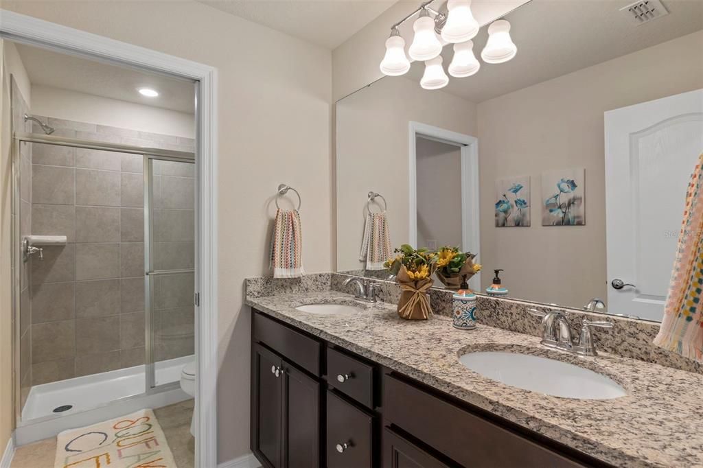 For Rent: $3,800 (7 beds, 5 baths, 3154 Square Feet)
