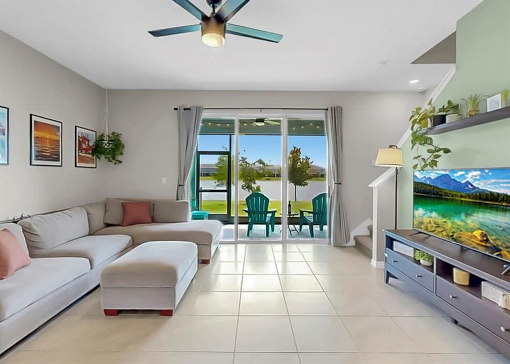 Activo con contrato: $285,000 (3 camas, 2 baños, 1702 Pies cuadrados)