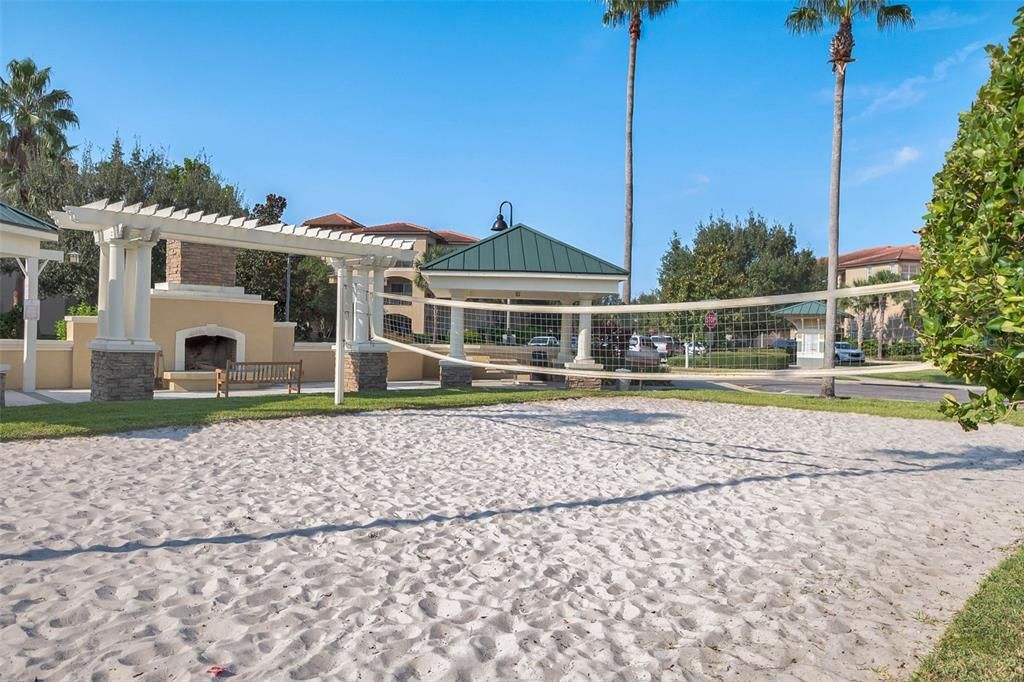 Activo con contrato: $325,000 (3 camas, 2 baños, 1442 Pies cuadrados)