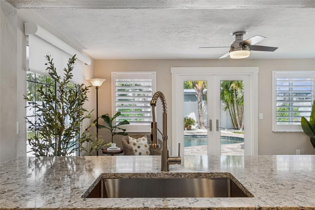 Active With Contract: $949,000 (3 beds, 2 baths, 1786 Square Feet)