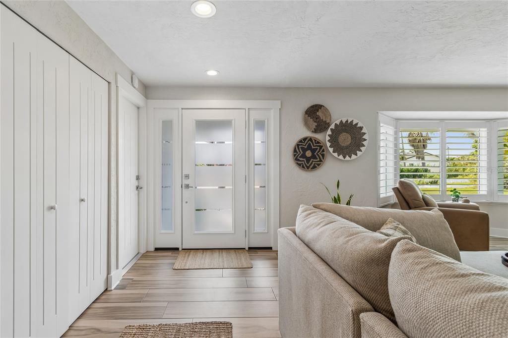 Active With Contract: $949,000 (3 beds, 2 baths, 1786 Square Feet)