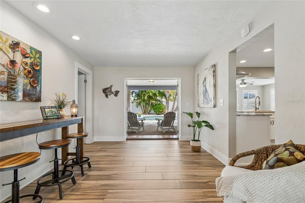 Active With Contract: $949,000 (3 beds, 2 baths, 1786 Square Feet)