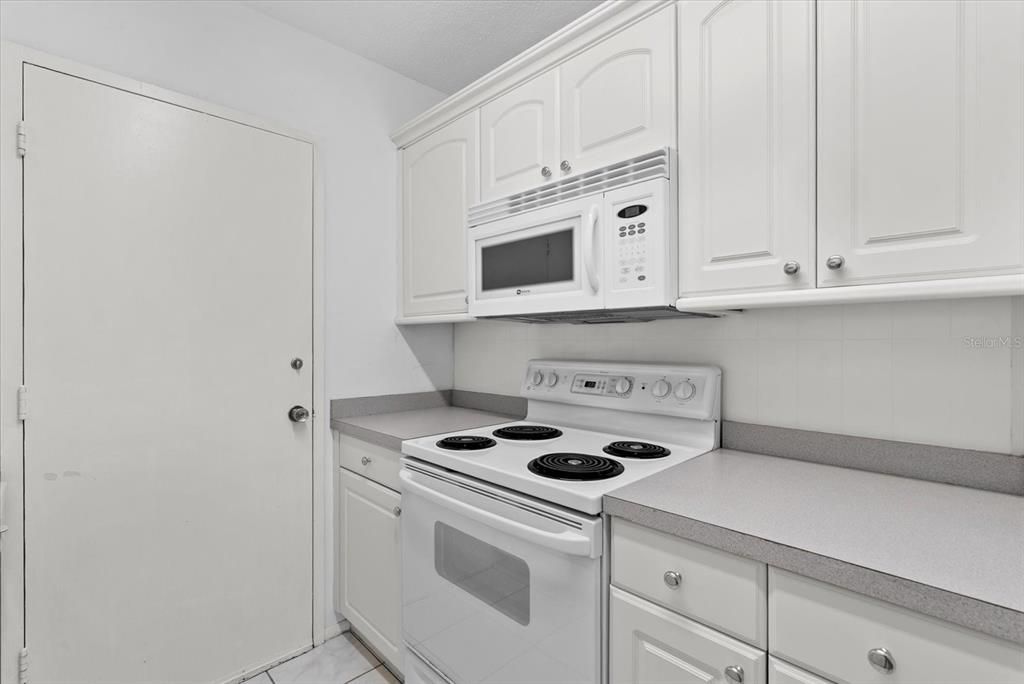 En Venta: $399,000 (1 camas, 1 baños, 820 Pies cuadrados)