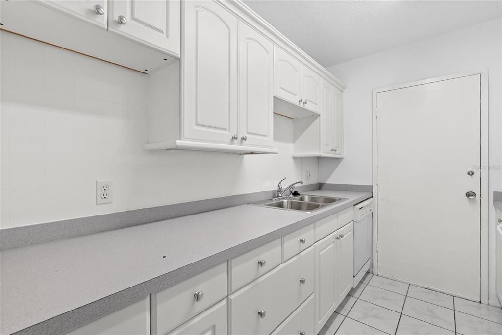 En Venta: $399,000 (1 camas, 1 baños, 820 Pies cuadrados)