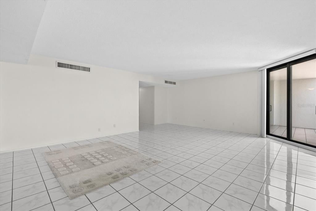 En Venta: $399,000 (1 camas, 1 baños, 820 Pies cuadrados)