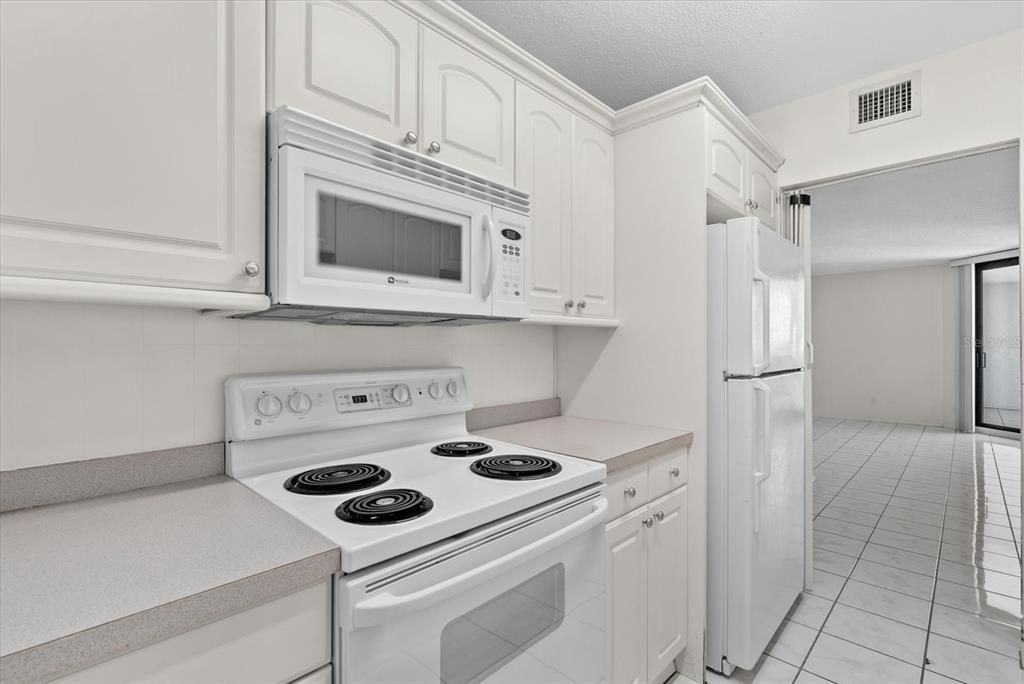 En Venta: $399,000 (1 camas, 1 baños, 820 Pies cuadrados)