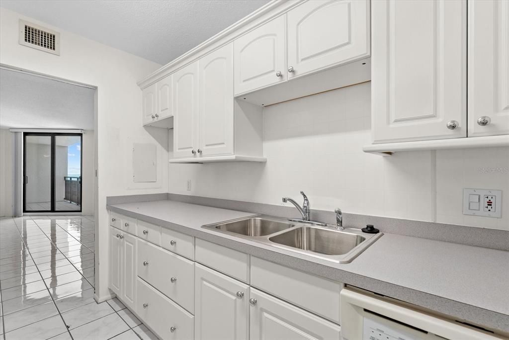 En Venta: $399,000 (1 camas, 1 baños, 820 Pies cuadrados)