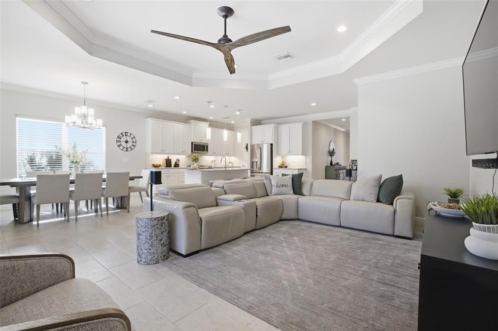 For Sale: $675,000 (4 beds, 3 baths, 2332 Square Feet)