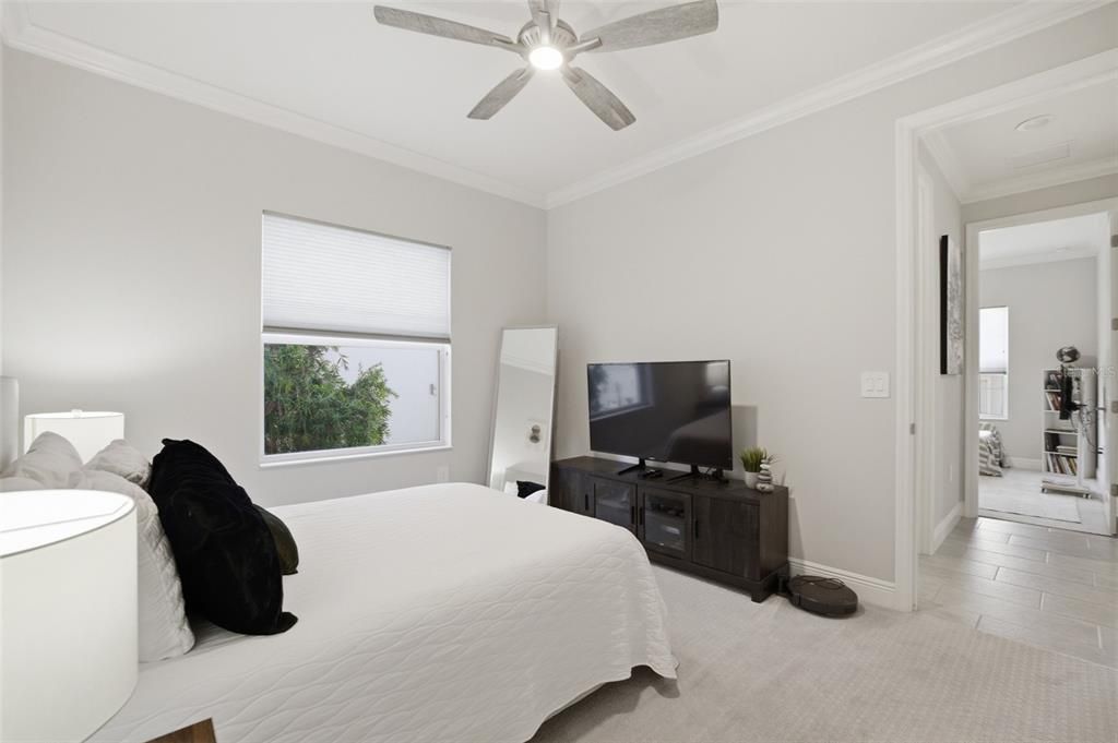 For Sale: $675,000 (4 beds, 3 baths, 2332 Square Feet)