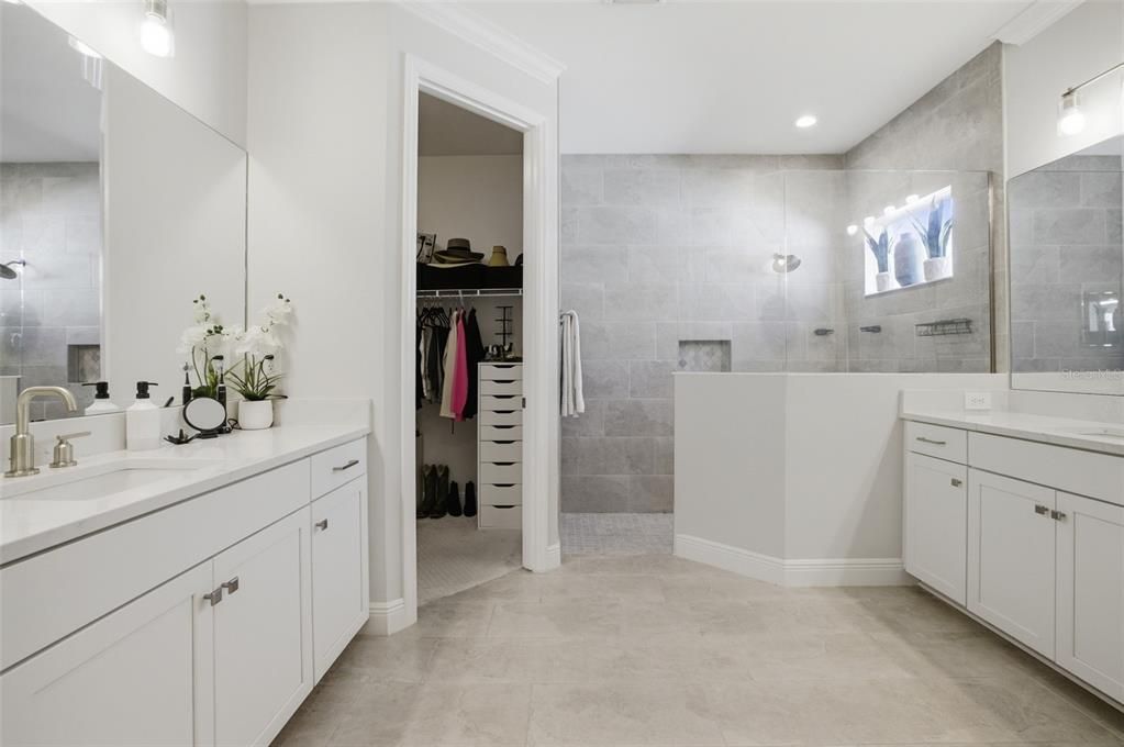 For Sale: $675,000 (4 beds, 3 baths, 2332 Square Feet)