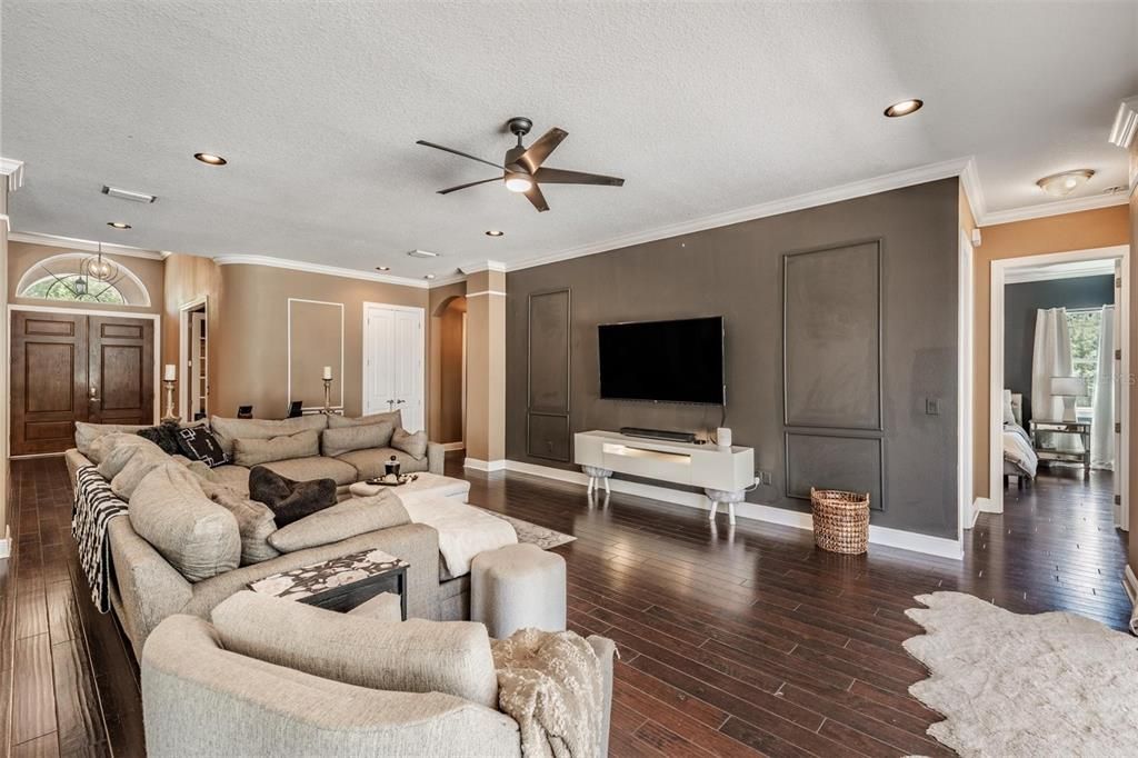 For Sale: $2,149,900 (5 beds, 3 baths, 4287 Square Feet)