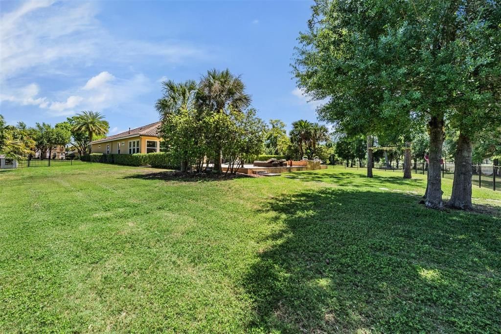 For Sale: $2,149,900 (5 beds, 3 baths, 4287 Square Feet)