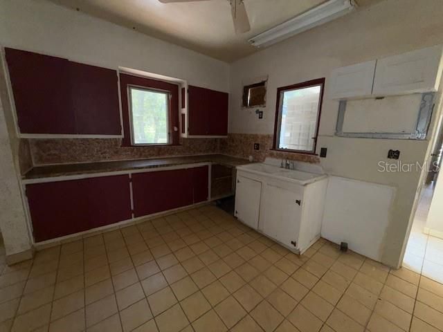 Active With Contract: $130,000 (4 beds, 3 baths, 2025 Square Feet)