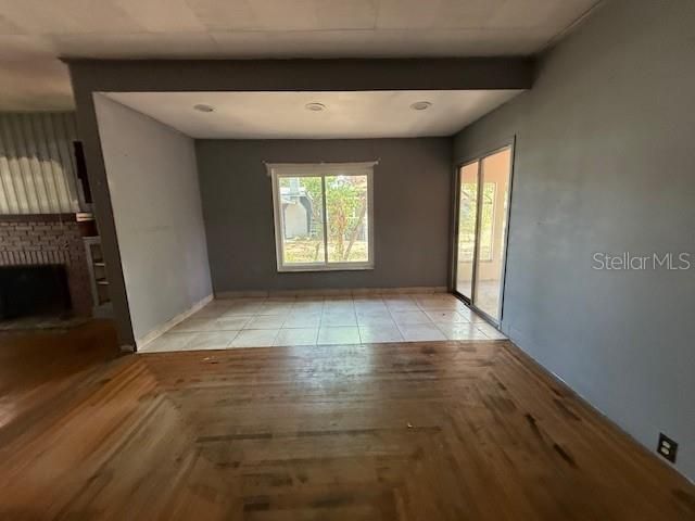 Active With Contract: $130,000 (4 beds, 3 baths, 2025 Square Feet)