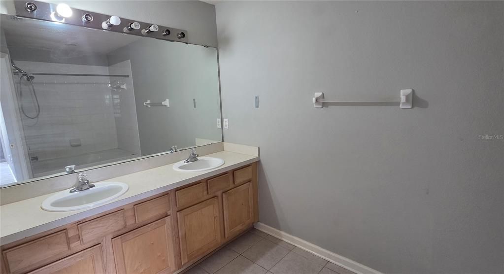 For Sale: $225,775 (3 beds, 2 baths, 1718 Square Feet)