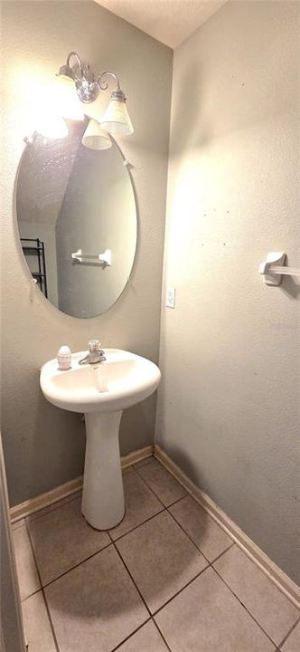 For Sale: $225,775 (3 beds, 2 baths, 1718 Square Feet)