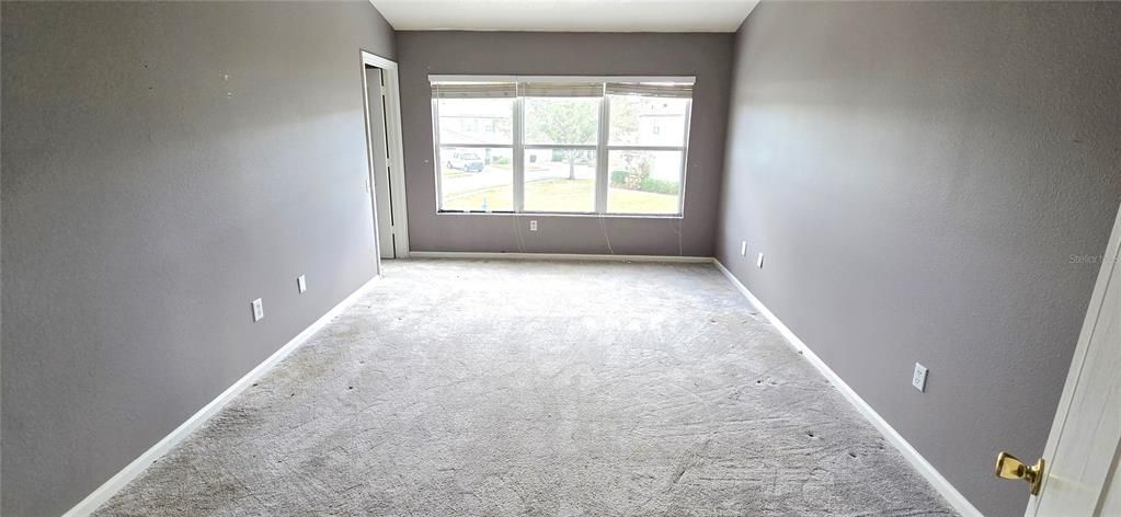For Sale: $225,775 (3 beds, 2 baths, 1718 Square Feet)