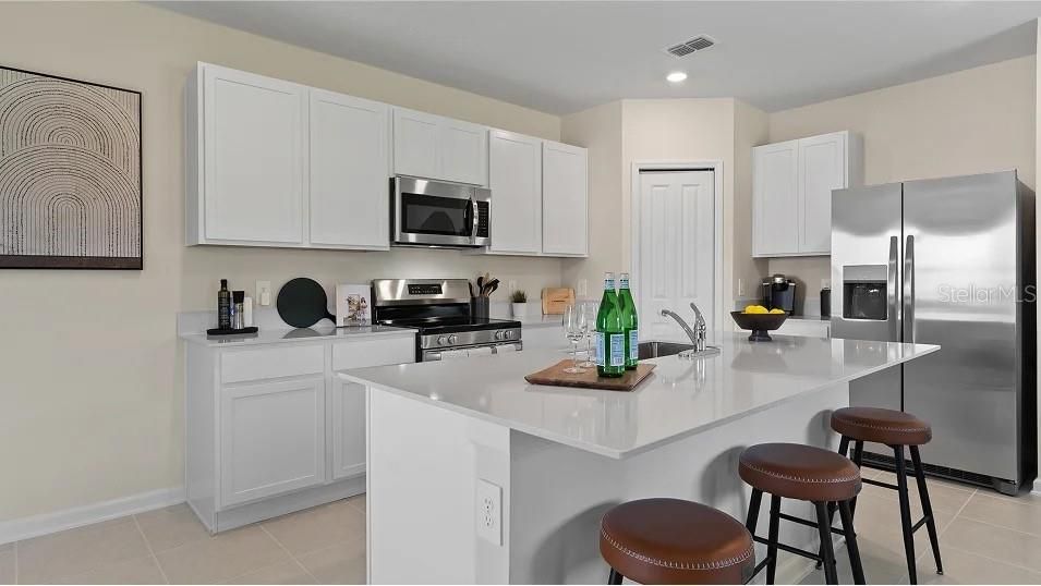 For Sale: $295,000 (4 beds, 2 baths, 1874 Square Feet)