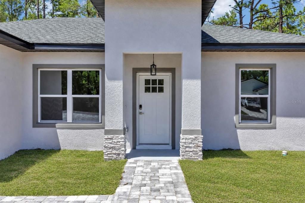 En Venta: $254,900 (3 camas, 2 baños, 1427 Pies cuadrados)