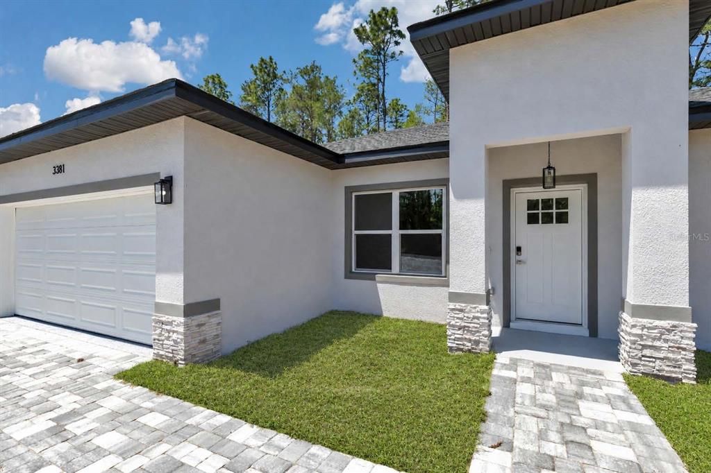 En Venta: $254,900 (3 camas, 2 baños, 1427 Pies cuadrados)