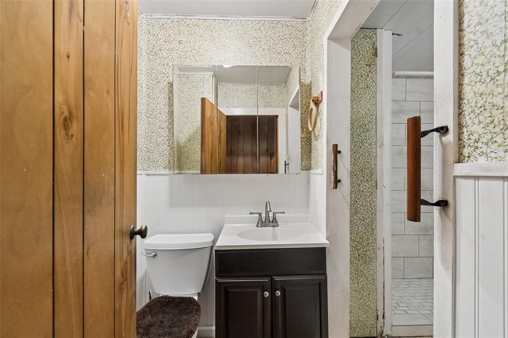 Activo con contrato: $280,000 (1 camas, 1 baños, 1005 Pies cuadrados)