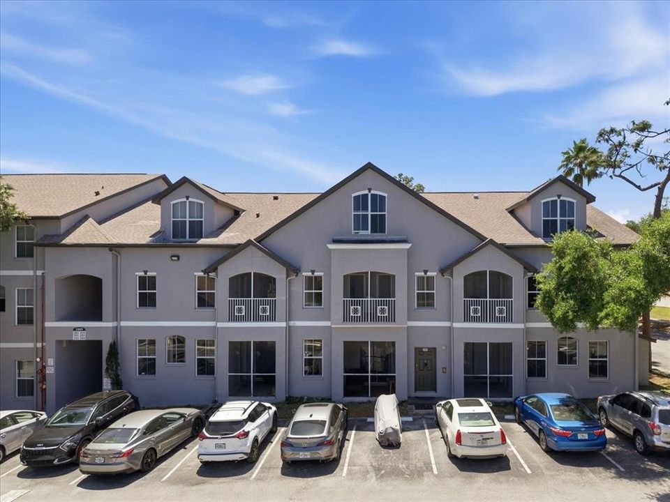 Active With Contract: $295,000 (3 beds, 3 baths, 2075 Square Feet)