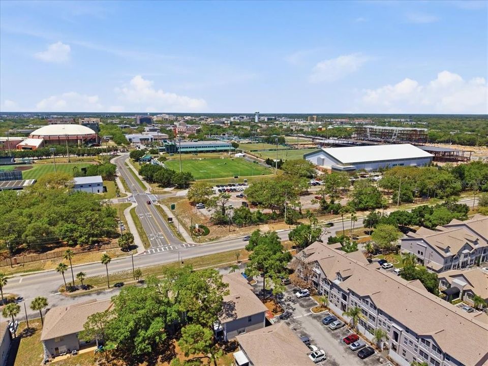 Active With Contract: $295,000 (3 beds, 3 baths, 2075 Square Feet)
