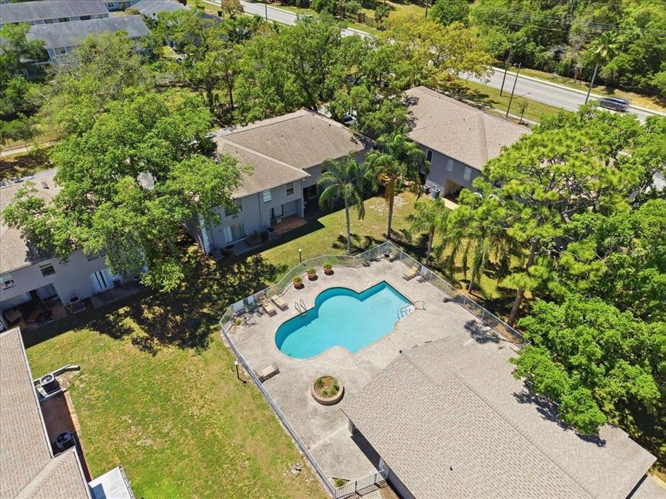 Active With Contract: $295,000 (3 beds, 3 baths, 2075 Square Feet)