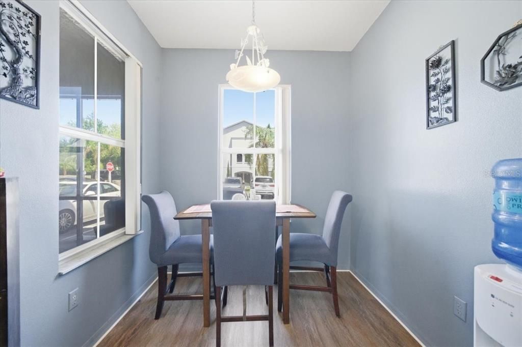 Active With Contract: $295,000 (3 beds, 3 baths, 2075 Square Feet)