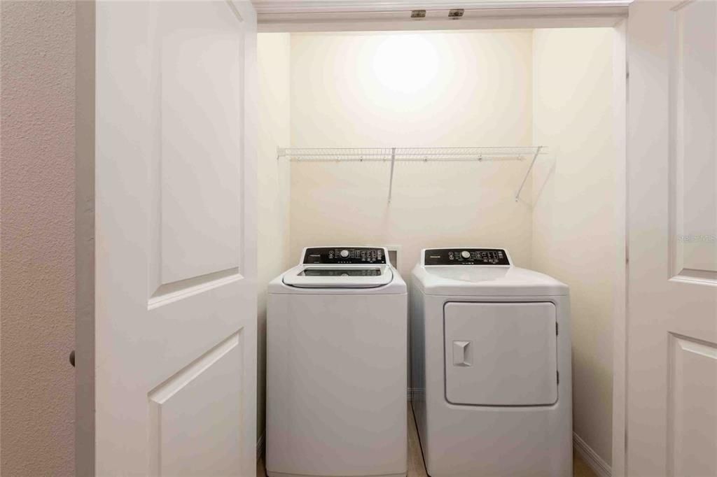 Activo con contrato: $268,900 (3 camas, 2 baños, 1673 Pies cuadrados)