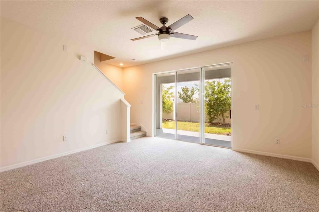 Activo con contrato: $268,900 (3 camas, 2 baños, 1673 Pies cuadrados)