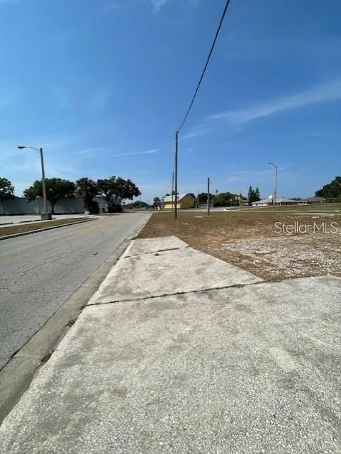 For Sale: $199,900 (0.17 acres)