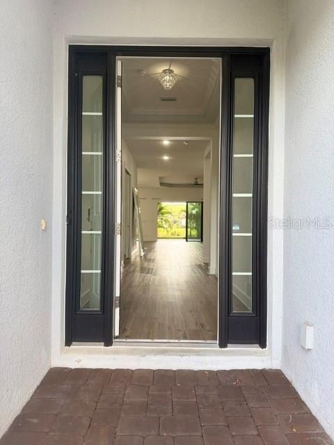 For Rent: $4,950 (3 beds, 3 baths, 2406 Square Feet)