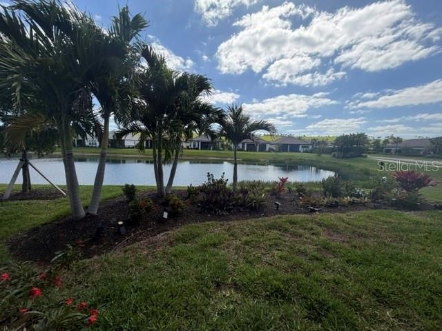 For Rent: $4,950 (3 beds, 3 baths, 2406 Square Feet)