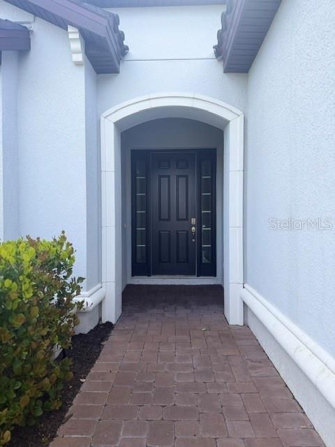 For Rent: $4,950 (3 beds, 3 baths, 2406 Square Feet)