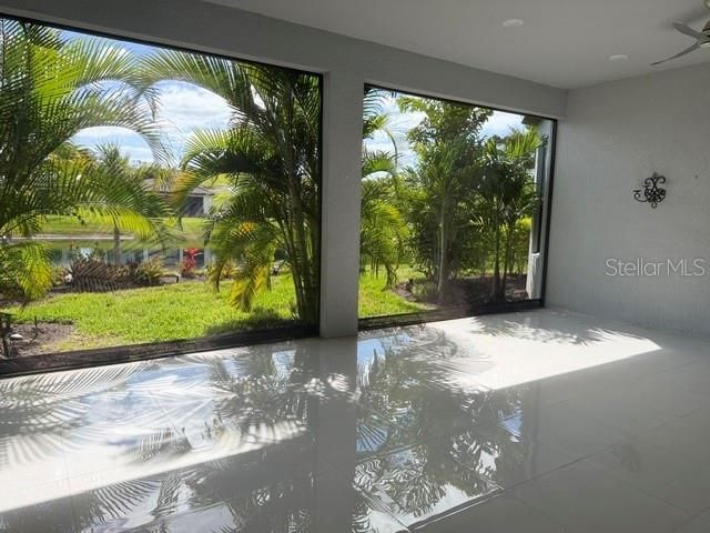 For Rent: $4,950 (3 beds, 3 baths, 2406 Square Feet)