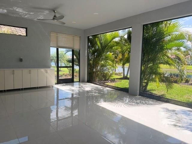 For Rent: $4,950 (3 beds, 3 baths, 2406 Square Feet)