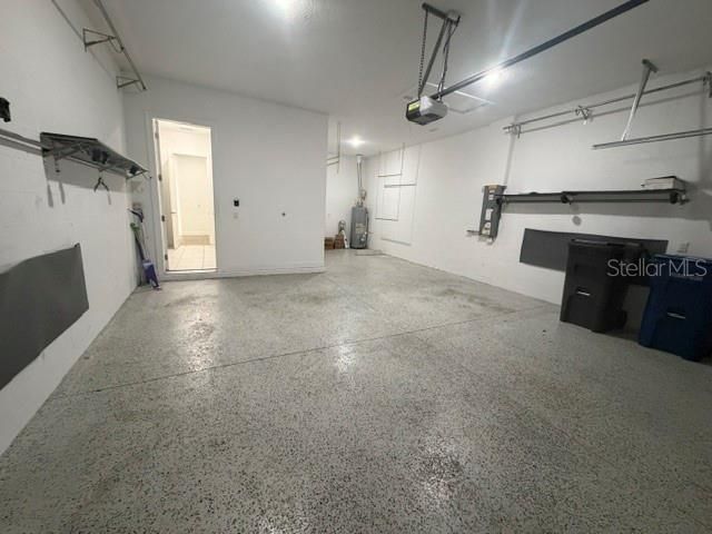 For Rent: $4,950 (3 beds, 3 baths, 2406 Square Feet)