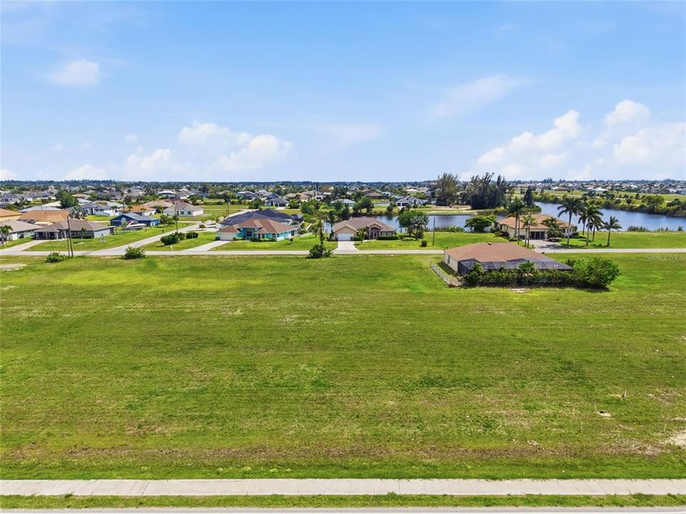На продажу: $40,000 (0.23 acres)
