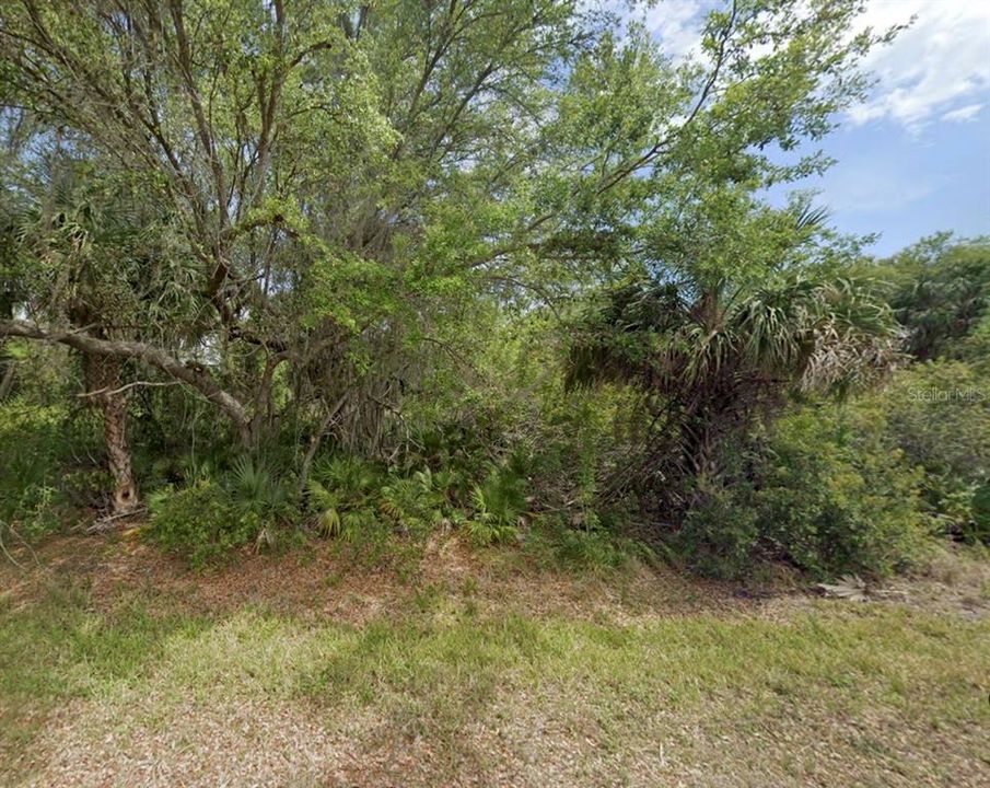 En Venta: $20,000 (0.23 acres)