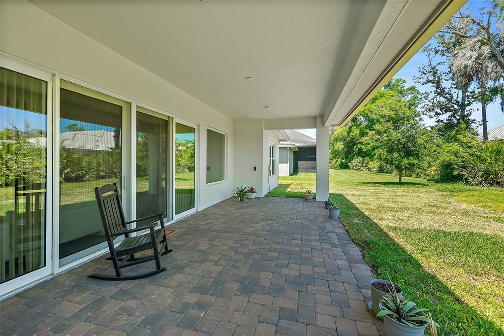For Sale: $659,000 (4 beds, 3 baths, 2274 Square Feet)