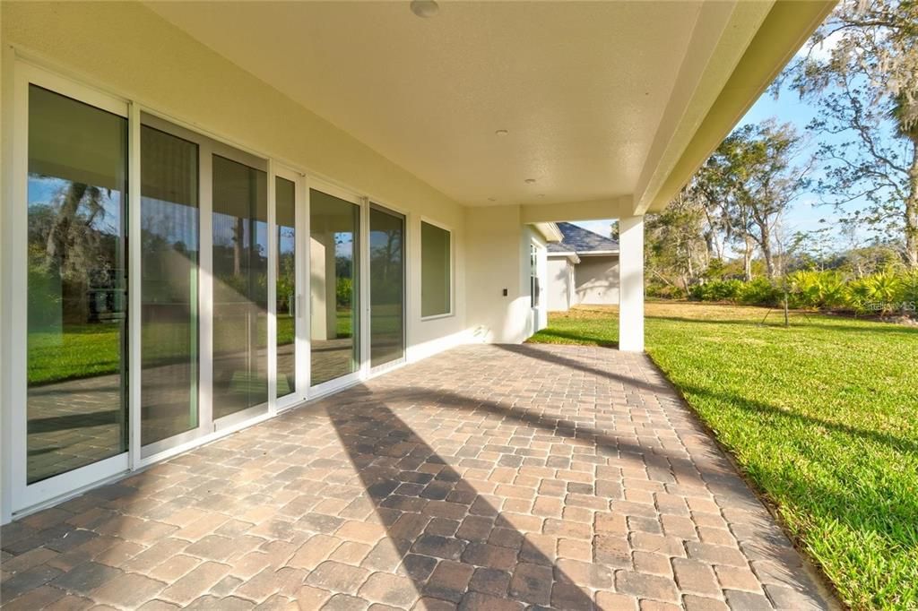 For Sale: $659,000 (4 beds, 3 baths, 2274 Square Feet)