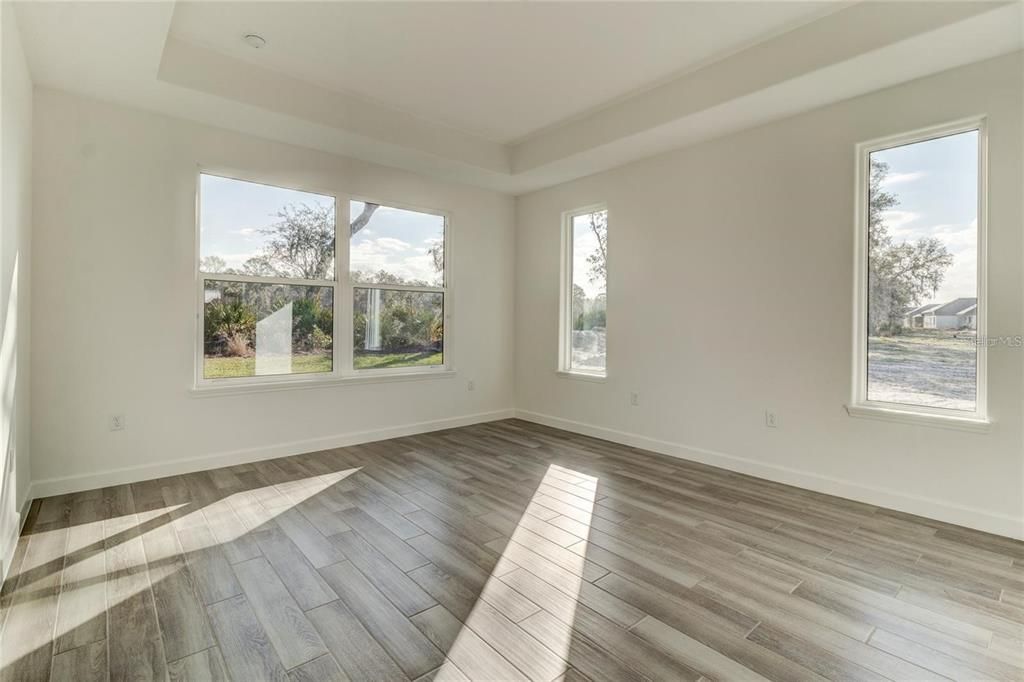 For Sale: $659,000 (4 beds, 3 baths, 2274 Square Feet)