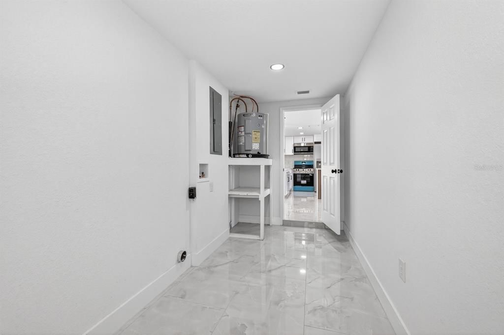 Activo con contrato: $269,999 (3 camas, 2 baños, 1176 Pies cuadrados)